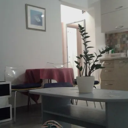 Iris شقة *